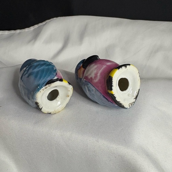 Lustreware hand painted parrot s/p set - Picture 6 of 6